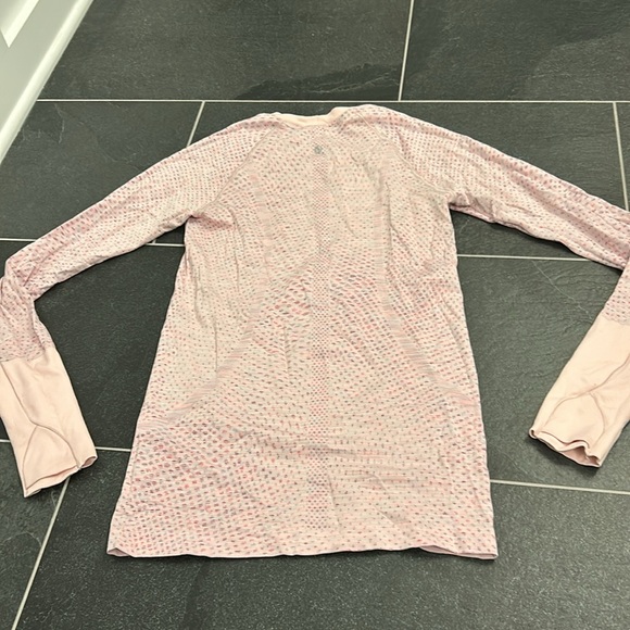 Lululemon long sleeve pink top - Picture 9 of 12